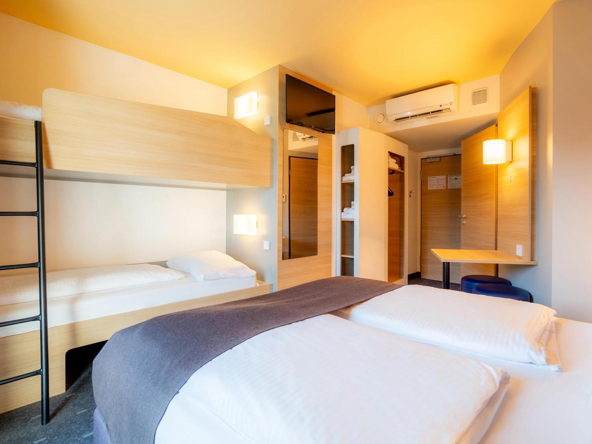 B&B Hotel Stuttgart-Bad Cannstatt المظهر الخارجي الصورة