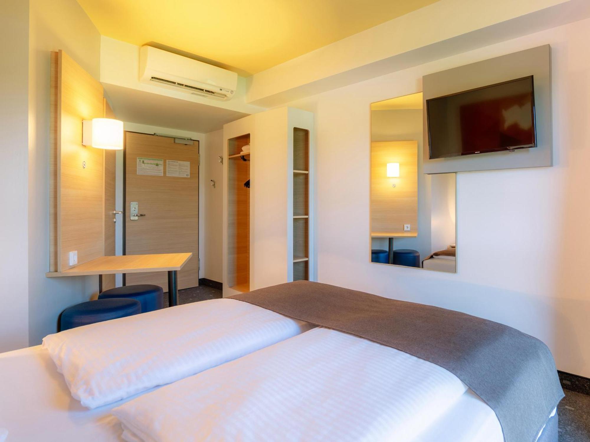 B&B Hotel Stuttgart-Bad Cannstatt المظهر الخارجي الصورة