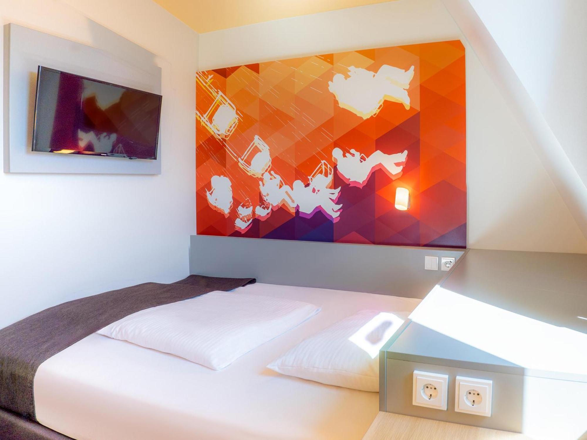 B&B Hotel Stuttgart-Bad Cannstatt المظهر الخارجي الصورة