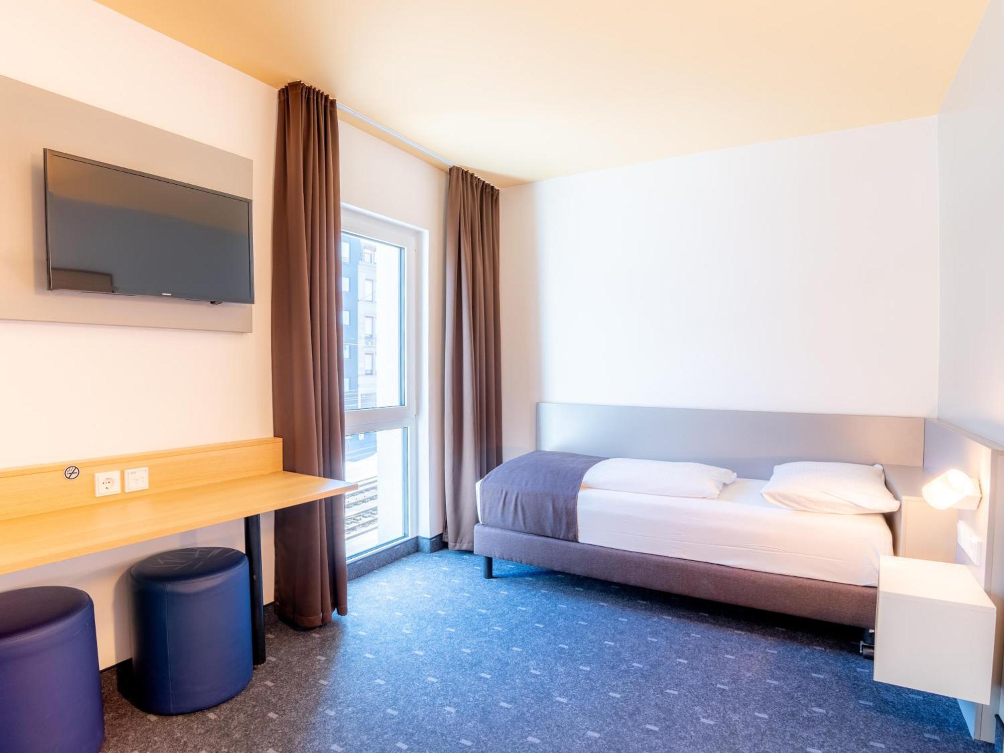B&B Hotel Stuttgart-Bad Cannstatt المظهر الخارجي الصورة