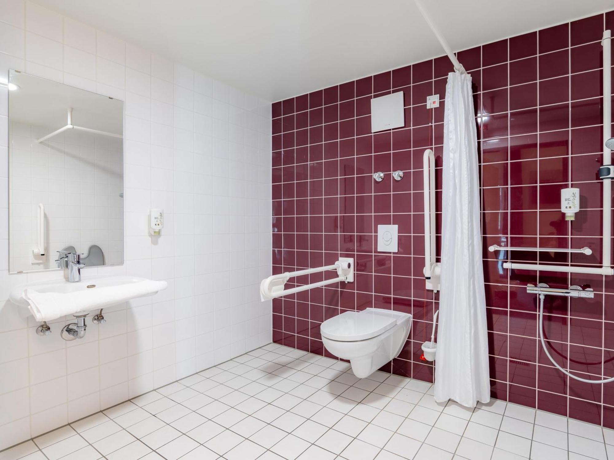 B&B Hotel Stuttgart-Bad Cannstatt المظهر الخارجي الصورة