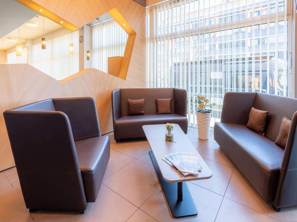 B&B Hotel Stuttgart-Bad Cannstatt المظهر الداخلي الصورة